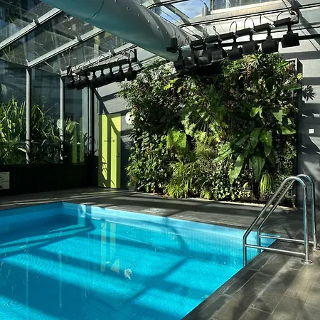 The Southbank Central Retreat Melbourne Exterior photo